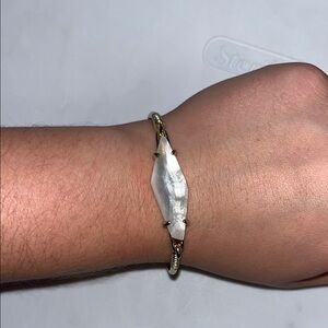 Elegant Gold and White Bracelet